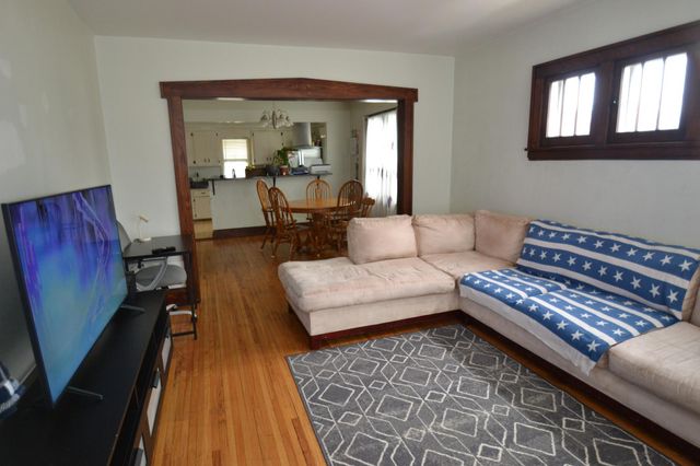 4200 19th Avenue S, Minneapolis, MN 55407