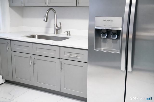 10 Winterberry Circle, Westbrook, CT 06498