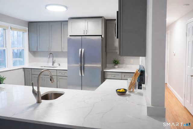 10 Winterberry Circle, Westbrook, CT 06498