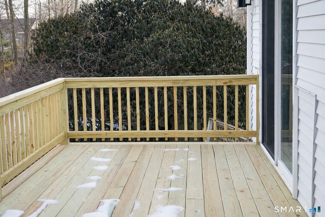 10 Winterberry Circle, Westbrook, CT 06498