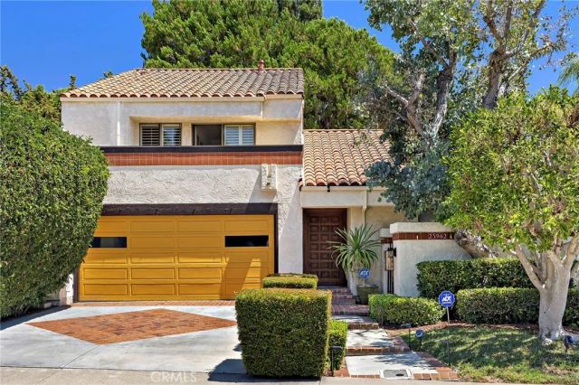 25962 Ernestine Court, Laguna Hills, CA 92653