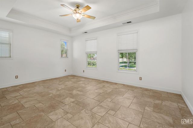 2907 Oakley Street, Bakersfield, CA 93311