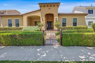 2907 Oakley Street, Bakersfield, CA 93311