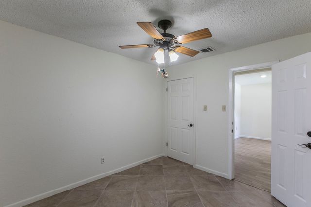 14007 Harbor Drive, Woodway, TX 76712