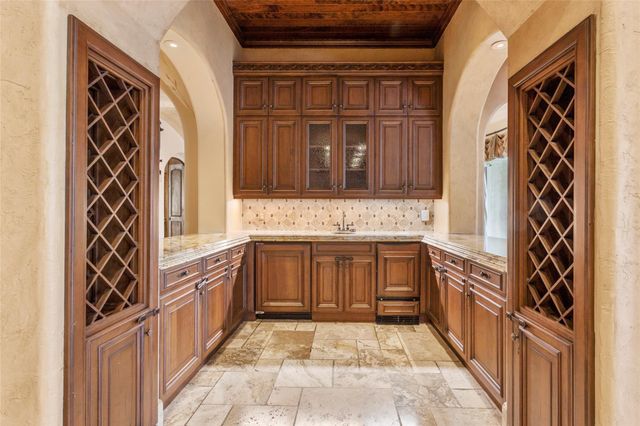 11703 Empress Oaks Court, Houston, TX 77082