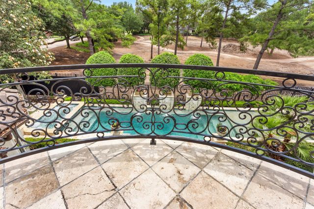 11703 Empress Oaks Court, Houston, TX 77082