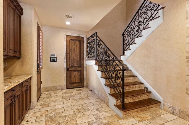 11703 Empress Oaks Court, Houston, TX 77082