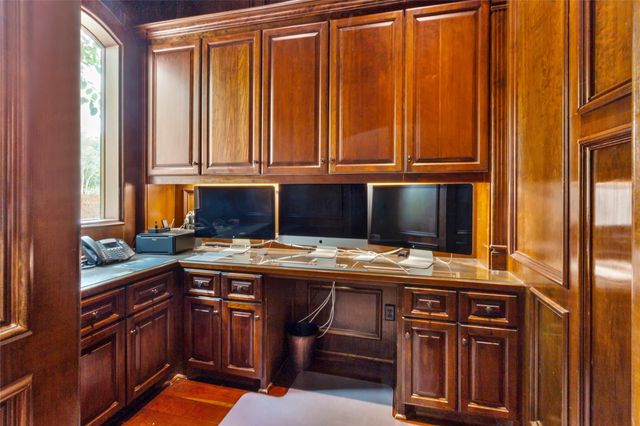 11703 Empress Oaks Court, Houston, TX 77082