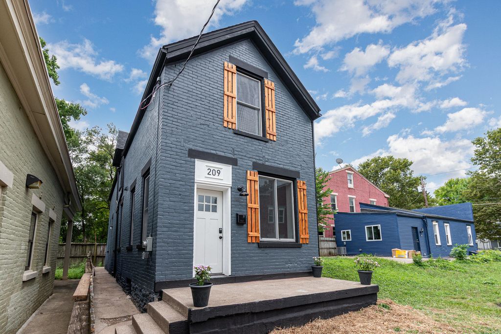 209 Pleasant Street, Covington, KY 41011