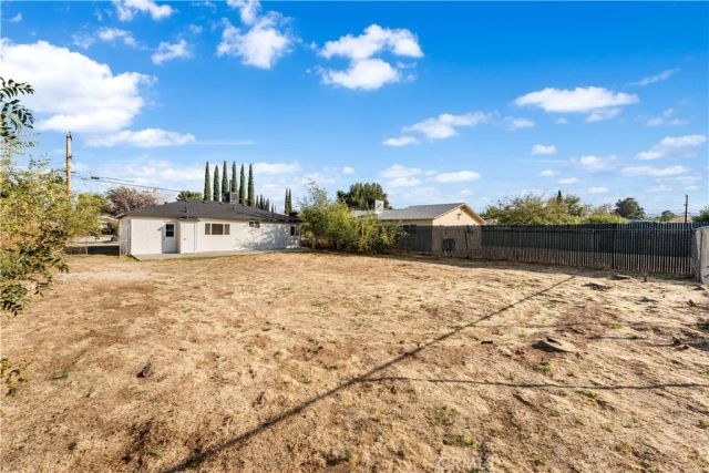 42221 52nd West, Lancaster, CA 93536