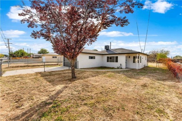 42221 52nd West, Lancaster, CA 93536