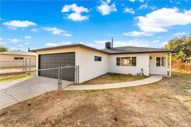 42221 52nd West, Lancaster, CA 93536