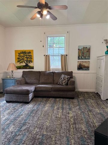 45 NE 4th Street NE, Shannon, GA 30172