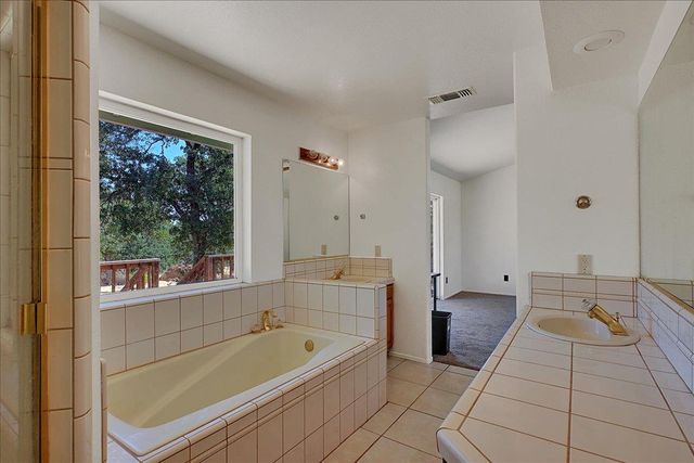 11541 Chimney Ranch Trl, Marysville, CA 95901