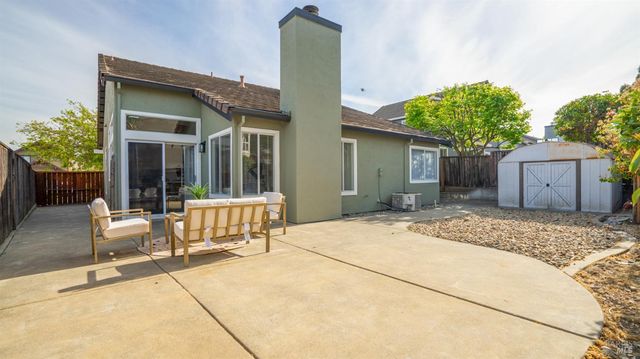 4782 Stonewood Dr, Fairfield, CA 94534