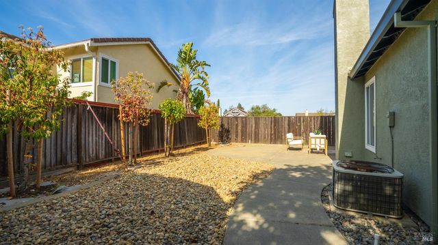 4782 Stonewood Dr, Fairfield, CA 94534
