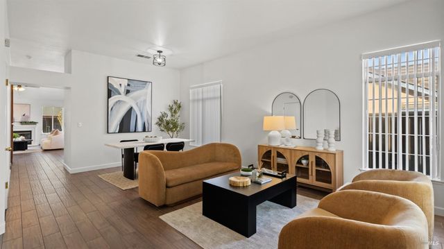 4782 Stonewood Dr, Fairfield, CA 94534