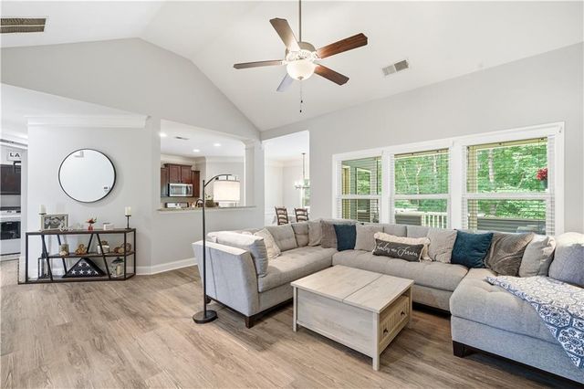 302 Spence Circle, Ball Ground, GA 30107