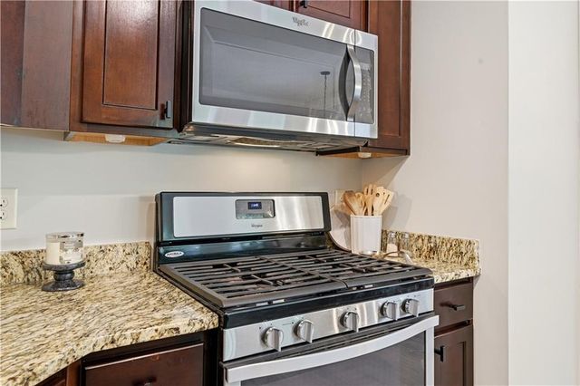 302 Spence Circle, Ball Ground, GA 30107