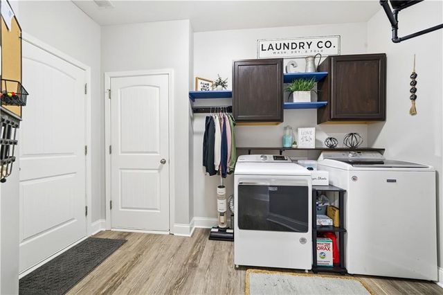 302 Spence Circle, Ball Ground, GA 30107