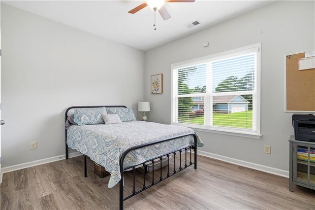 302 Spence Circle, Ball Ground, GA 30107