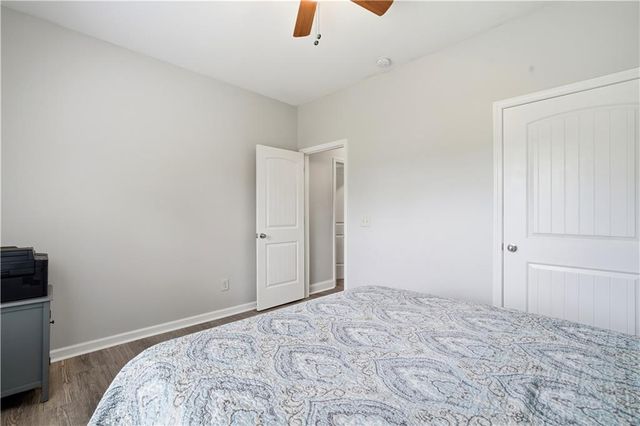 302 Spence Circle, Ball Ground, GA 30107