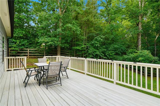 302 Spence Circle, Ball Ground, GA 30107
