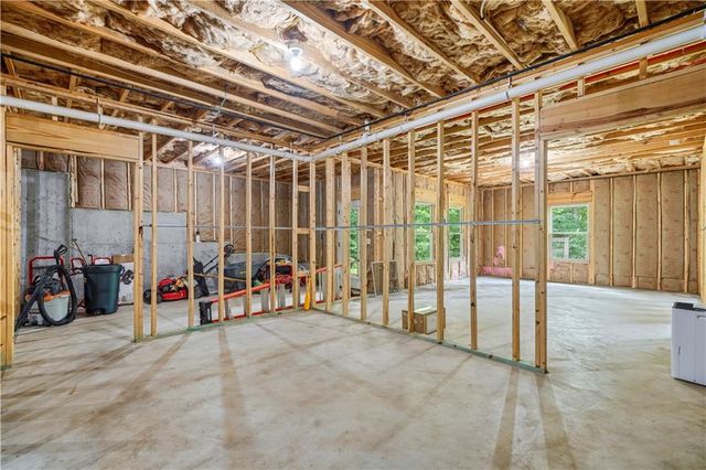 302 Spence Circle, Ball Ground, GA 30107