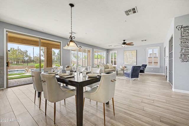 9510 E MESETO Avenue, Mesa, AZ 85209