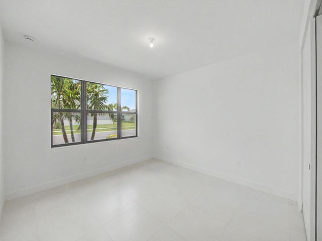 12516 SW Compass Point Drive, Port St. Lucie, Port St Lucie, FL 34987