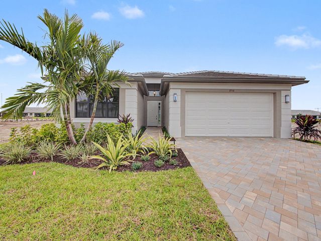 12516 SW Compass Point Drive, Port St. Lucie, Port St Lucie, FL 34987