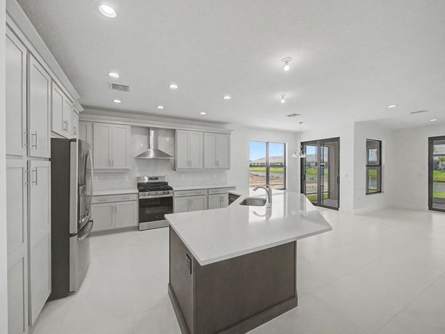 12516 SW Compass Point Drive, Port St. Lucie, Port St Lucie, FL 34987