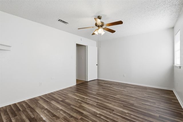 125 N Jessup Street, Alvarado, TX 76009