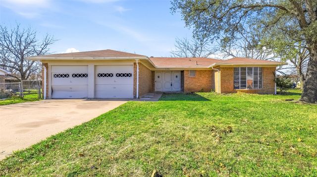 125 N Jessup Street, Alvarado, TX 76009