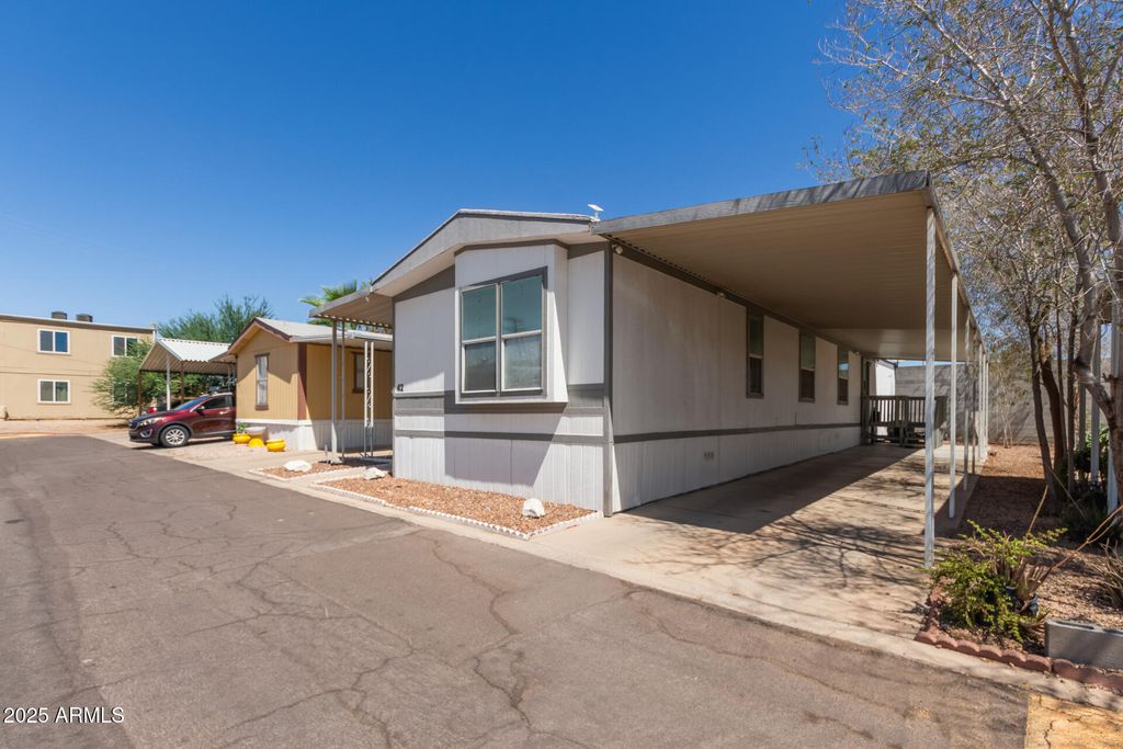 1221 N DYSART Road 42, Avondale, AZ 85323 — photo 3