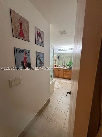 7469 Tam Oshanter Blvd, North Lauderdale, FL 33068