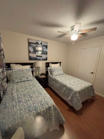 7469 Tam Oshanter Blvd, North Lauderdale, FL 33068