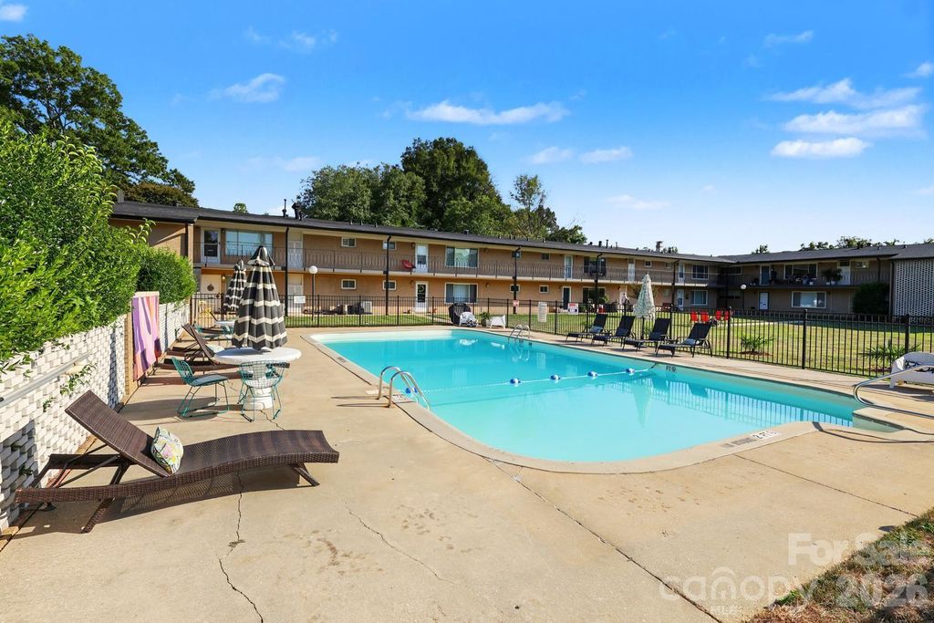3010 Crosby Road 224, Charlotte, NC 28211