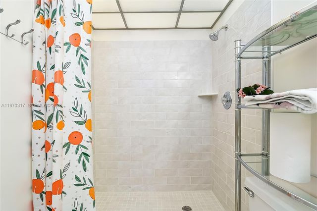 10715 W Clairmont Cir 212, Tamarac, FL 33321