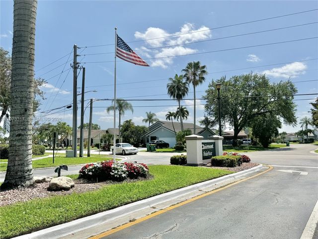 10715 W Clairmont Cir 212, Tamarac, FL 33321