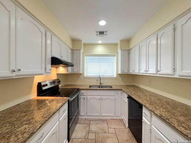 3342 Carbine Road, San Antonio, TX 78247