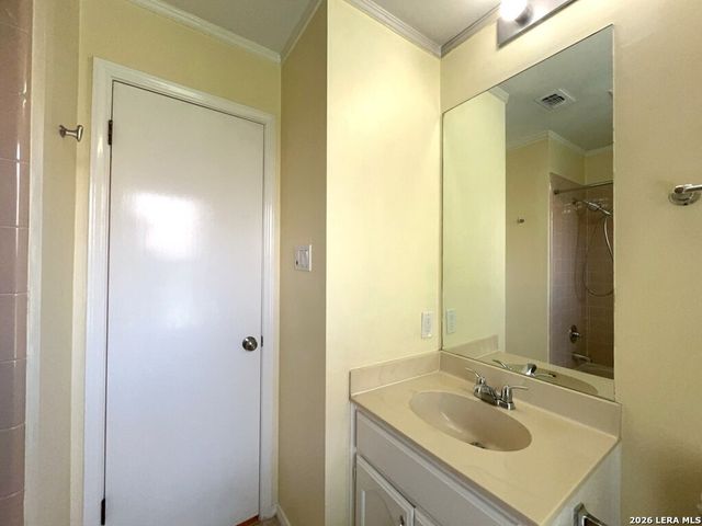 3342 Carbine Road, San Antonio, TX 78247