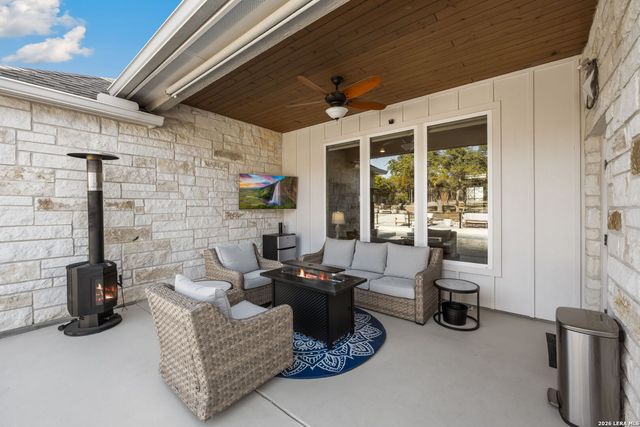 611 Cielo Vista, Canyon Lake, TX 78133