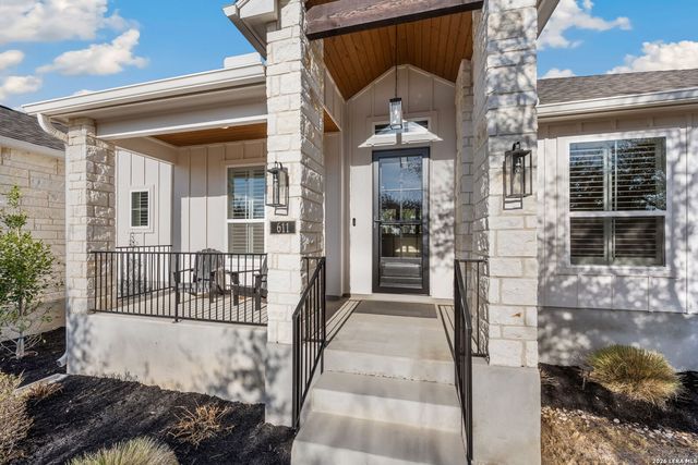 611 Cielo Vista, Canyon Lake, TX 78133