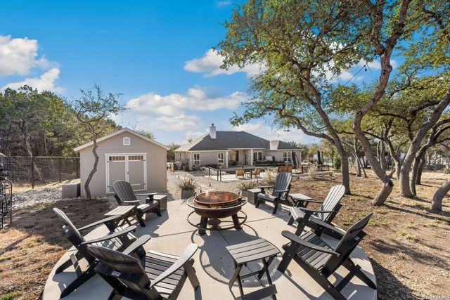 611 Cielo Vista, Canyon Lake, TX 78133