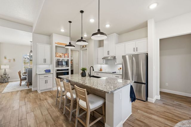 611 Cielo Vista, Canyon Lake, TX 78133