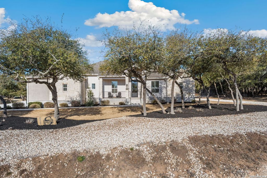 611 Cielo Vista, Canyon Lake, TX 78133