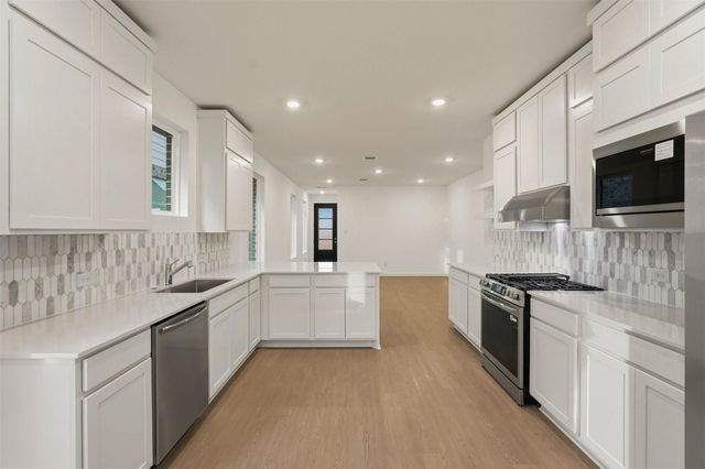 21531 Colonial Meadow Creek Trail, Waller, TX 77484