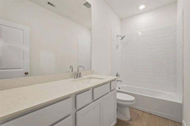 21531 Colonial Meadow Creek Trail, Waller, TX 77484