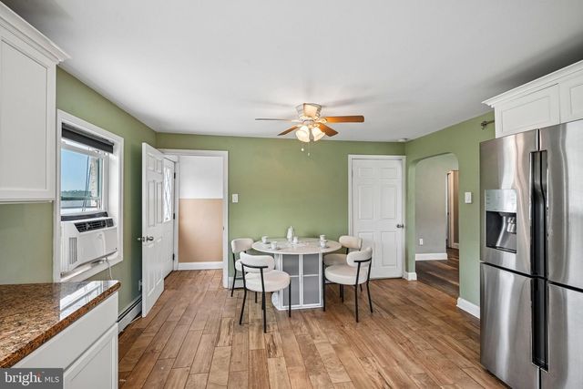 2144 SUNNYSIDE AVE, Pottstown, PA 19464